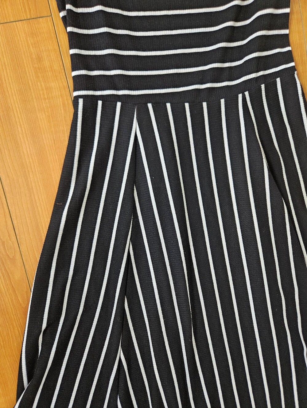 NEW No Tags Mossimo Over Off-Shoulder Blck & Whte Striped Fit-and-Flare Dress M - Picture 11 of 15
